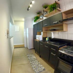 Apartamento com 2 dormitórios à venda, 78 m² por R$ 420.000,00 - Vila Júlia - Guarujá/SP