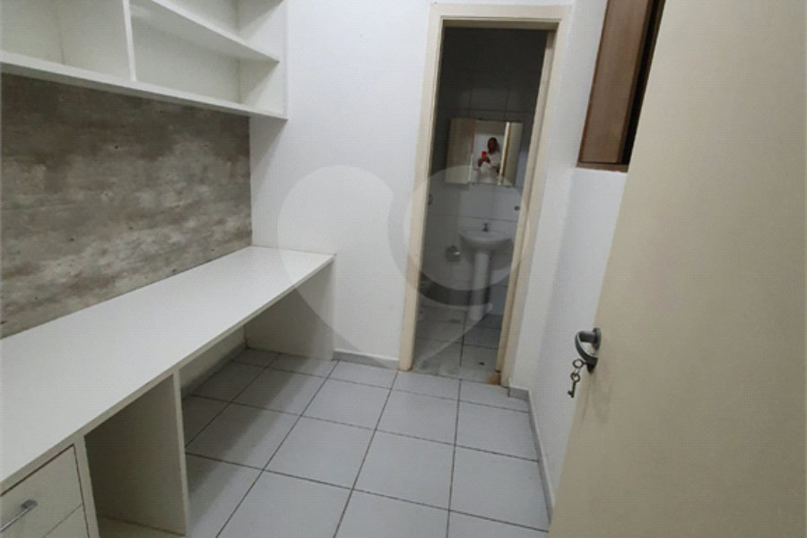 Sobrado à venda com 4 quartos, sendo 2 suítes,  em Santana, São Paulo, SP