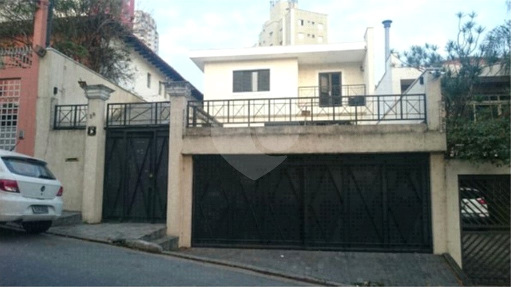 Sobrado à venda com 5 quartos, sendo 2 suítes, em Brooklin Paulista, São Paulo, SP