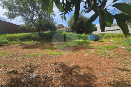 Terreno à venda no Centro, Ibitinga, SP