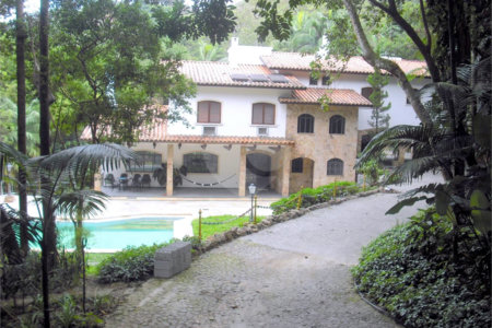 Casa à venda com 8 quartos, sendo 4 suítes, em Parque Alves de Lima, São Paulo, SP