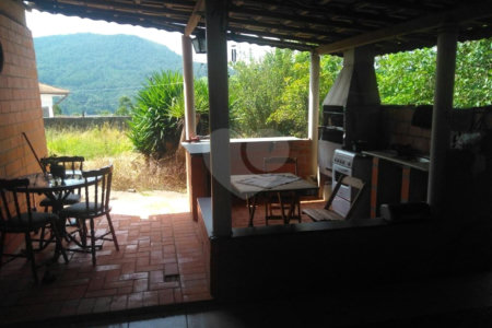 Casa à venda com 3 quartos, sendo 1 suíte, em Capoavinha, Mairiporã, SP
