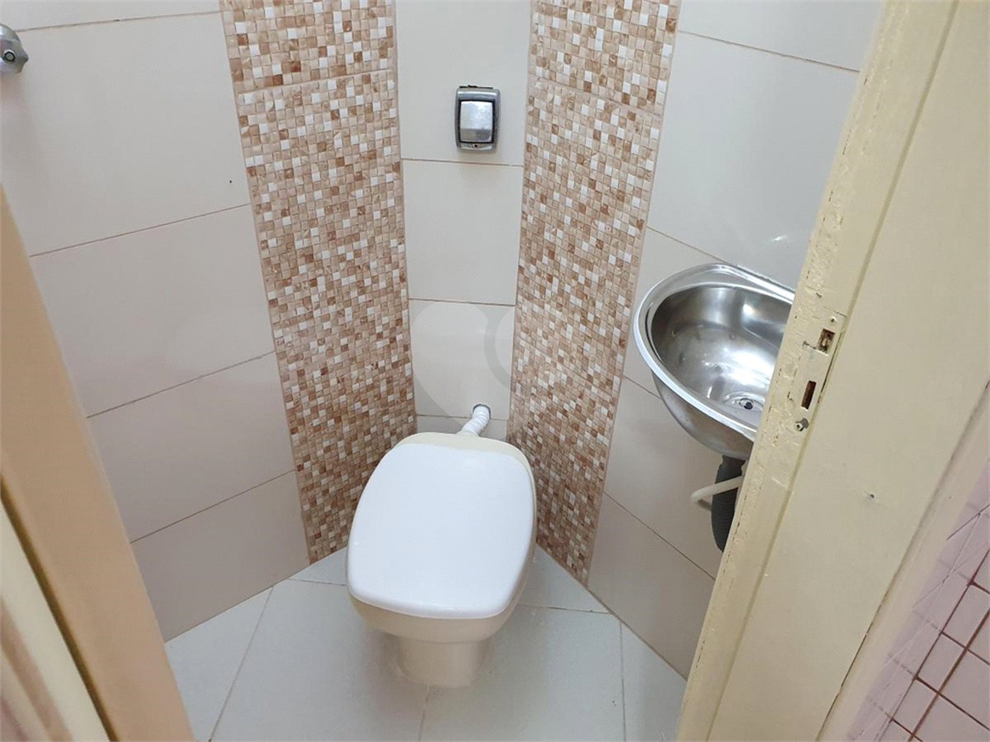 Casa de Vila à venda com 4 quartos, sendo 1 suíte, em Santana, São Paulo, SP