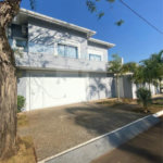 Casa à venda com 3 suítes no condomínio Campos do Conde I, Paulínia - SP