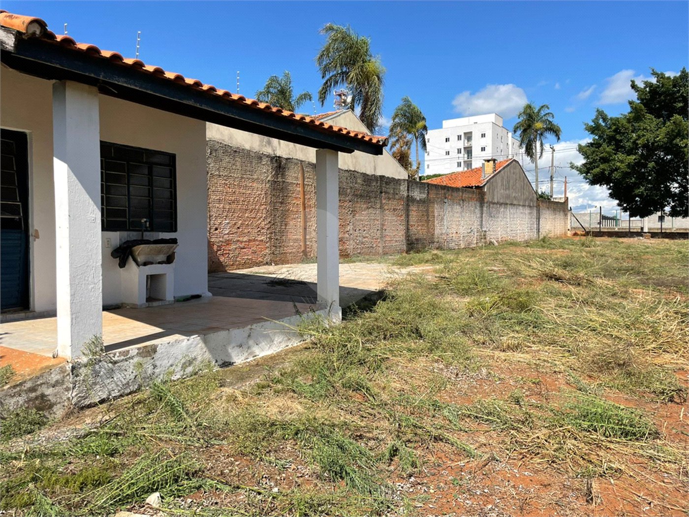 Terreno à venda com 1 quarto em Vila Carolina, Itapetininga, SP