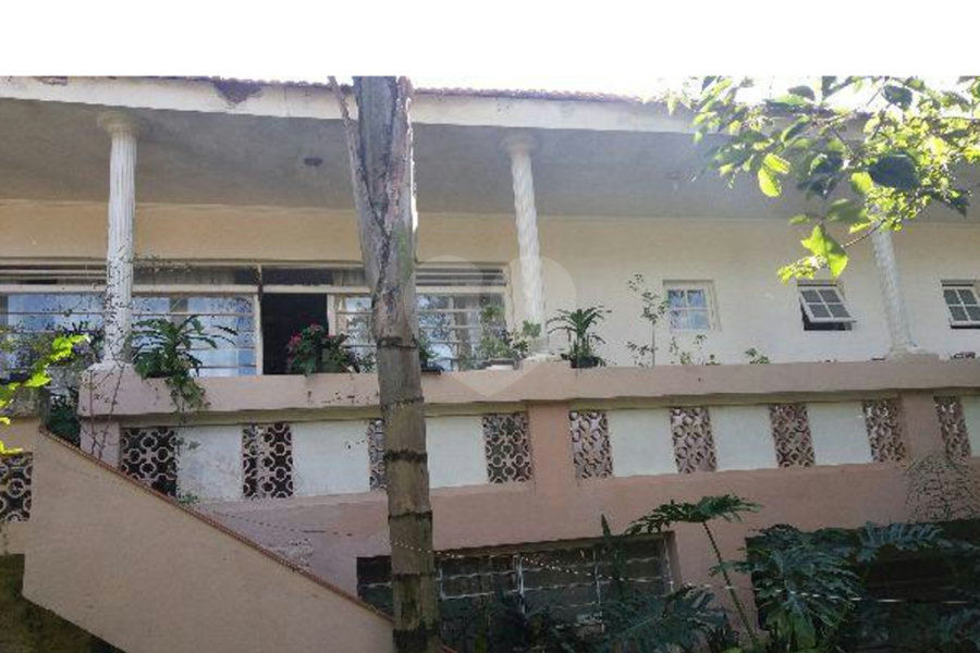 Casa à venda com 4 quartos em Horto, São Paulo, SP