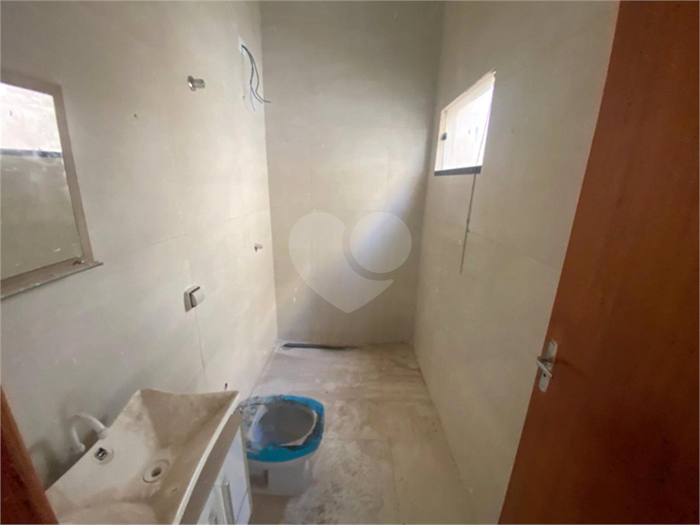 Casa à venda com 2 quartos no Centro, Mirandópolis, SP