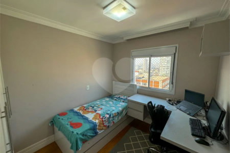 Apartamento à venda com 3 suítes em Vila Dom Pedro I, São Paulo, SP
