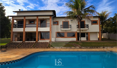 Casa à venda com 4 quartos, sendo 2 suítes,  no condomínio Residencial Vale das Laranjeiras, Indaiatuba - SP
