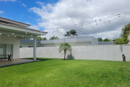 Casa à venda com 3 suítes no condomínio Village Saint Charbel, Araçoiaba da Serra - SP