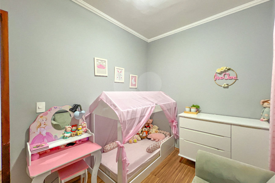 Casa à venda com 3 quartos, sendo 1 suíte,  no condomínio 658, São Paulo - SP