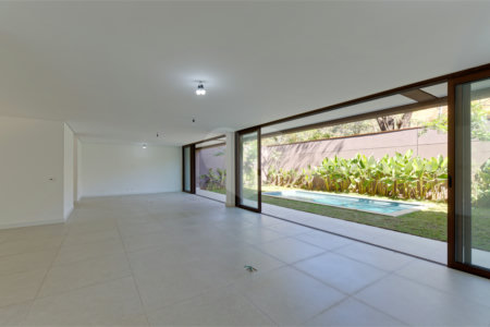Casa à venda com 4 suítes no condomínio Casa Flora Badra, São Paulo - SP