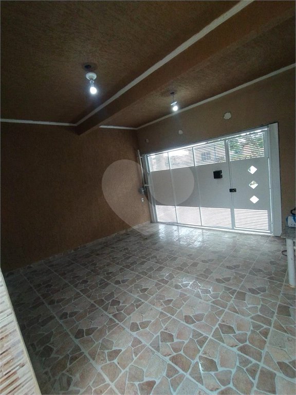 Casa à venda com 3 quartos em Jardim Mitsutani, São Paulo, SP