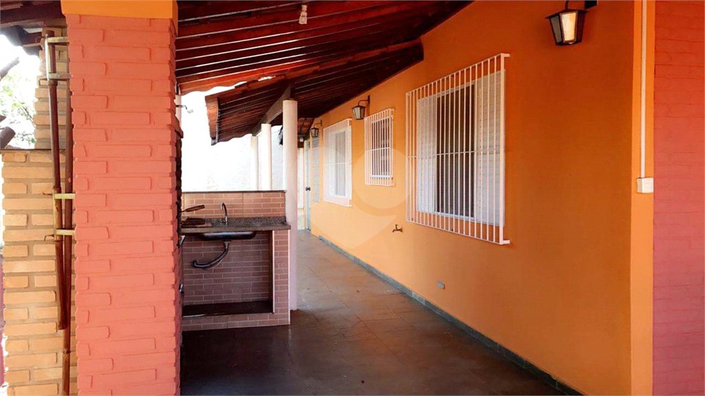 Casa Térrea à venda com 3 quartos, sendo 2 suítes,  em Vila Avaí, Indaiatuba, SP
