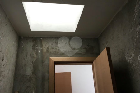 Casa à venda com 4 quartos, sendo 3 suítes,  em Vila Monumento, São Paulo, SP