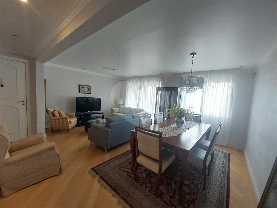 Apartamento à venda com 3 quartos, sendo 2 suítes,  em Cidade São Francisco, São Paulo, SP