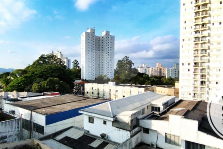 Sobrado à venda com 3 suítes em Jaguaré, São Paulo, SP