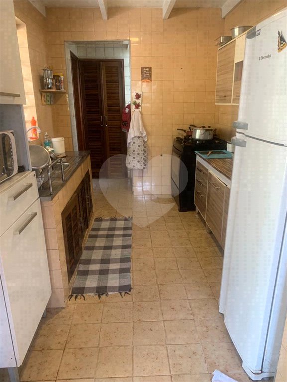 Sobrado à venda com 4 quartos, sendo 2 suítes, em Horto, São Paulo, SP