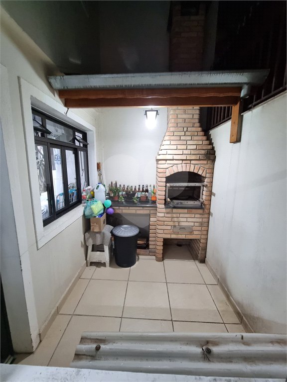 Casa à venda com 3 quartos, sendo 1 suíte, no condomínio Res Azaléias, São Paulo - SP