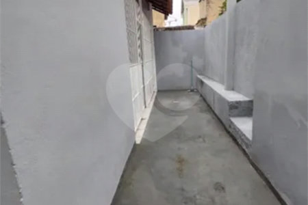 Casa à venda com 3 quartos, sendo 1 suíte,  no Centro, São José dos Campos, SP
