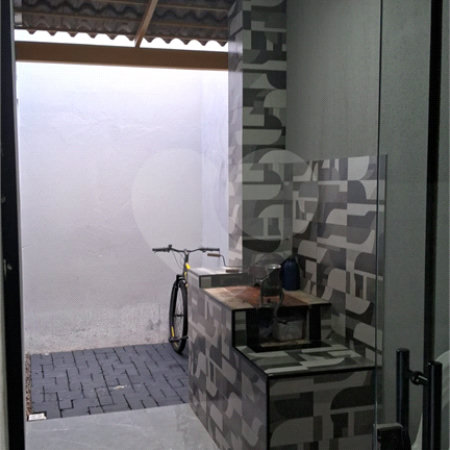 Casa à venda com 3 quartos, sendo 2 suítes,  em Ipê, Três Lagoas, MS