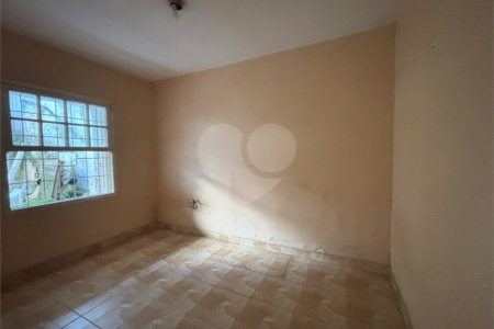 Sobrado à venda com 4 quartos em Vila Paulicéia, São Paulo, SP