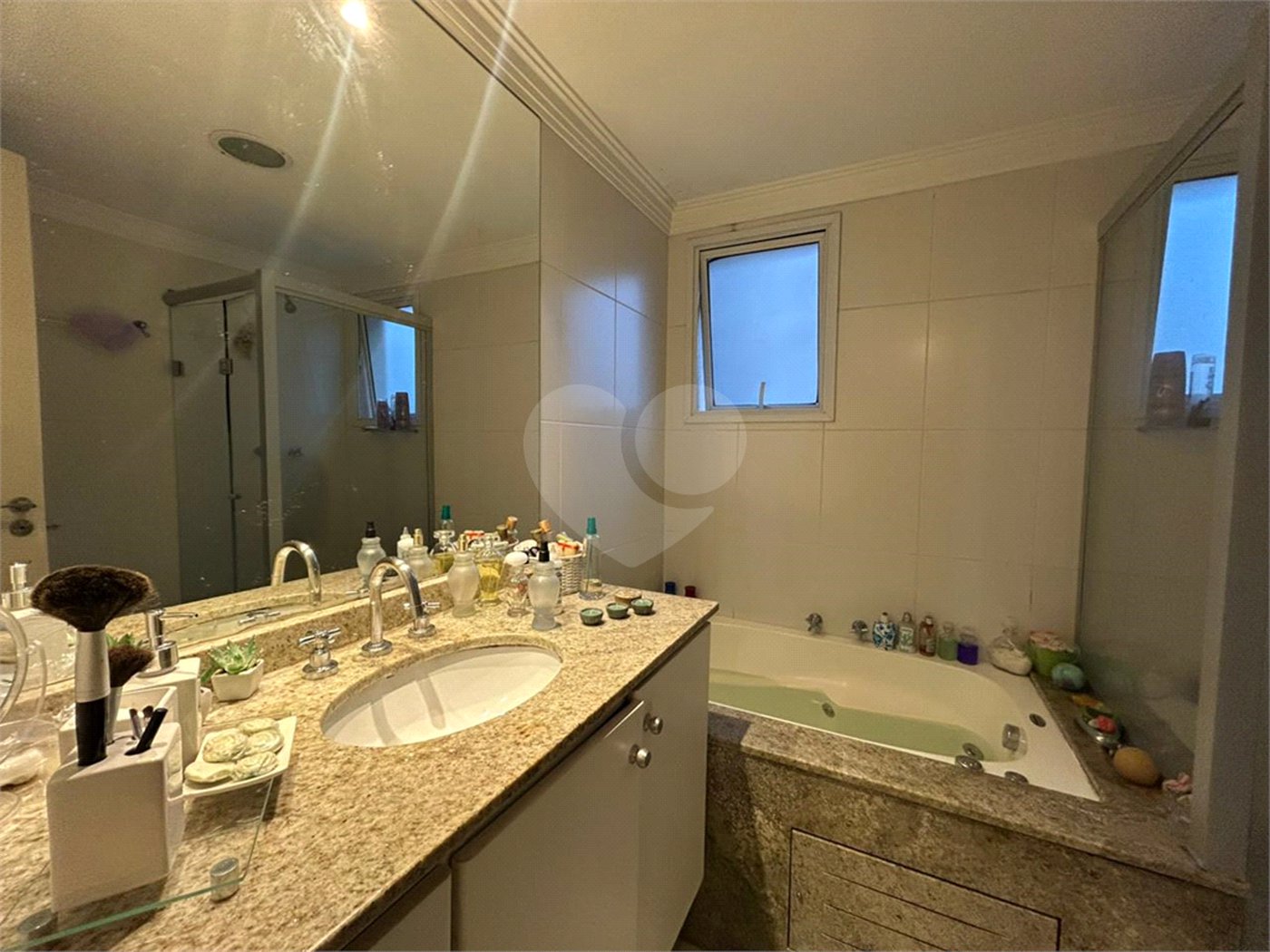 Apartamento para alugar com 3 suítes em Alto da Boa Vista, São Paulo, SP