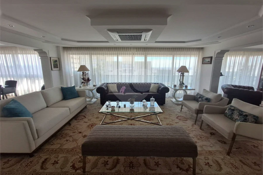 Apartamento à venda com 4 quartos, sendo 2 suítes, em Santana, São Paulo, SP