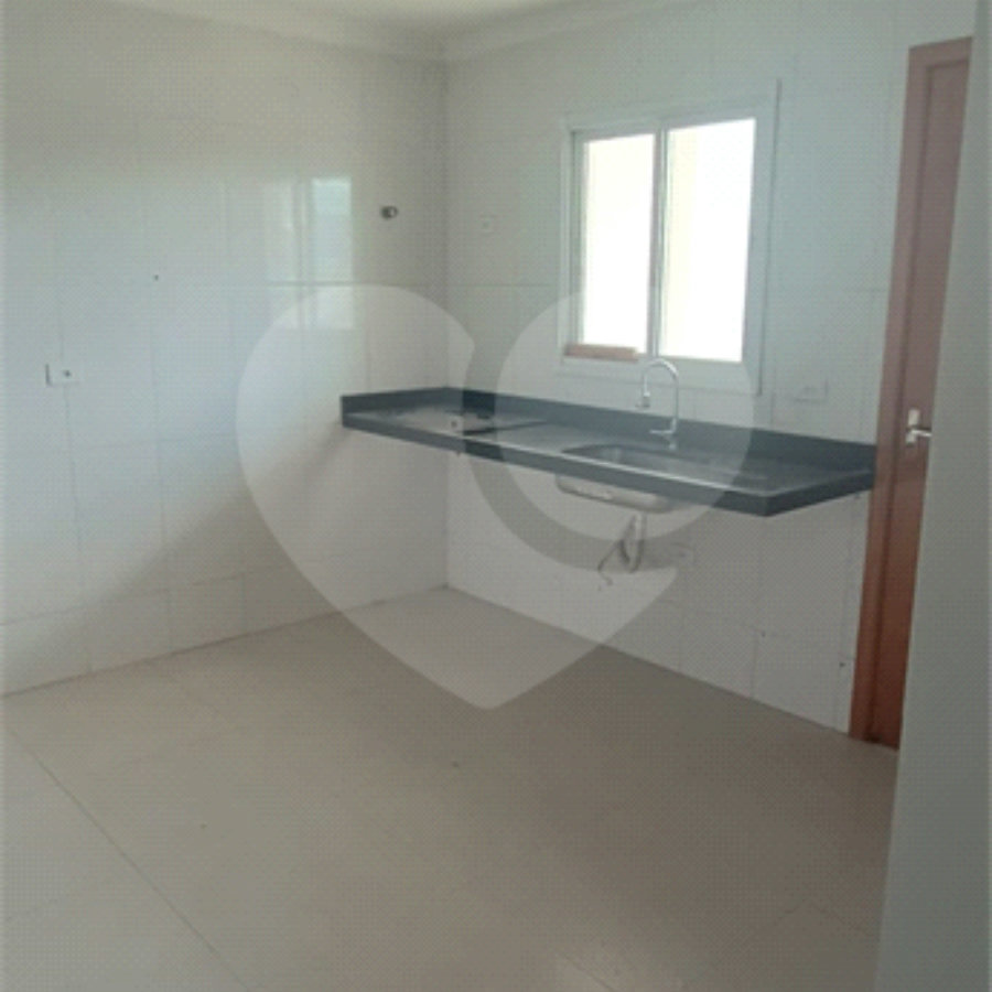 Sobrado à venda com 3 quartos, sendo 1 suíte, em Jardim do Estádio, Santo André, SP