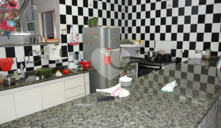 Casa Térrea à venda ou para alugar com 3 quartos, sendo 2 suítes,  em Limão, São Paulo, SP