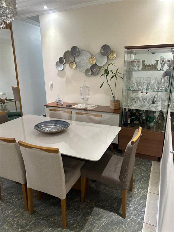 Apartamento à venda com 3 quartos, sendo 1 suíte,  em Vila Pires, Santo André, SP