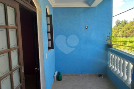 Sobrado à venda com 3 quartos, sendo 1 suíte, em Jardim Cruz do Corisco, São Paulo, SP