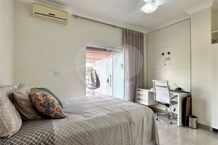 Sobrado à venda com 4 suítes em Jardim Shangri-lá, Cuiabá, MT