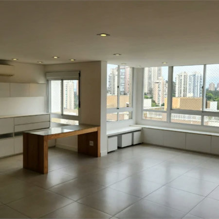 Apartamento à venda com 3 quartos, sendo 2 suítes, em Paraíso do Morumbi, São Paulo, SP