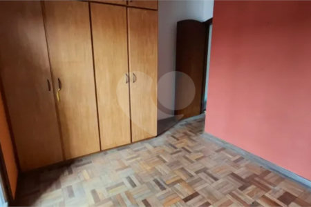 Sobrado à venda com 3 quartos, sendo 1 suíte, em Jardim Bonfiglioli, São Paulo, SP