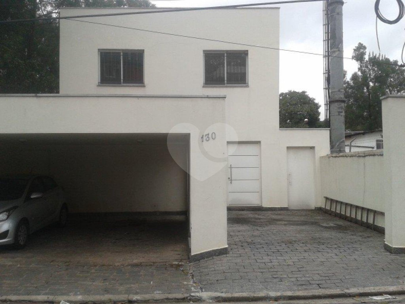 Sobrado à venda com 8 quartos em Vila Tramontano, São Paulo, SP