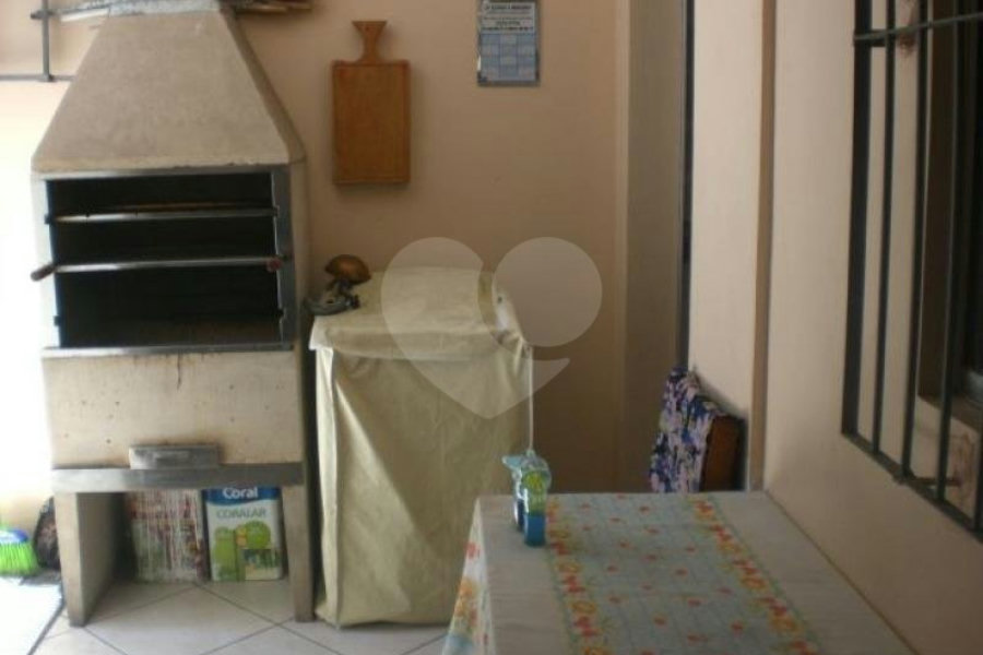 Sobrado à venda com 3 quartos, sendo 1 suíte, em Jardim Peri, São Paulo, SP