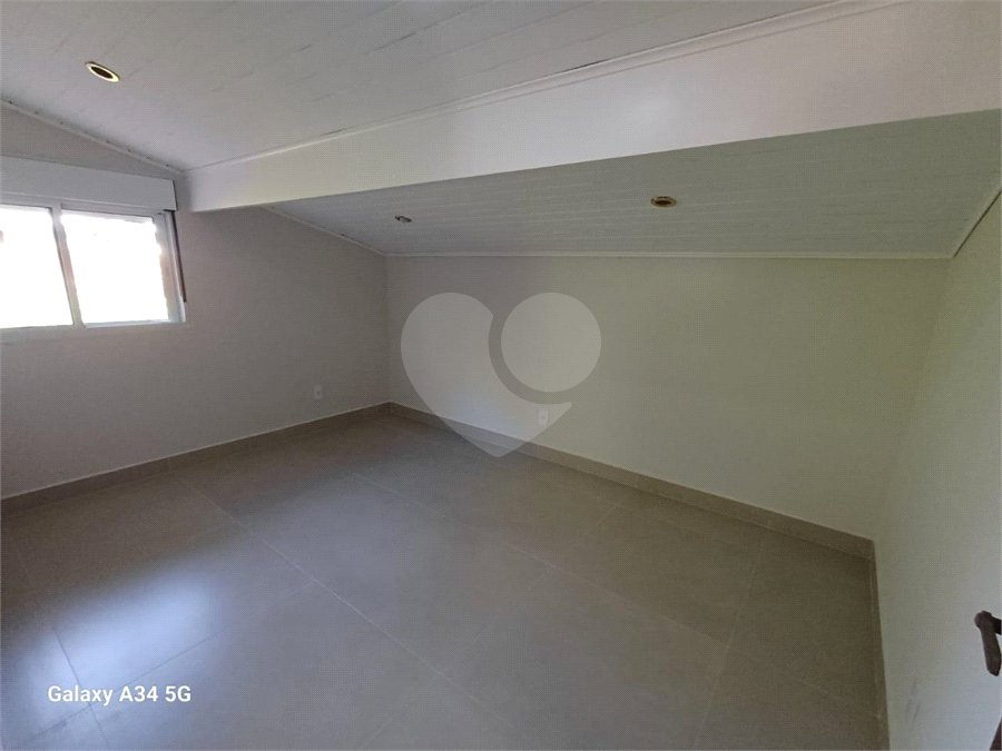Casa à venda ou para alugar com 5 quartos, sendo 2 suítes, no condomínio Fazenda São Joaquim, Vinhedo - SP