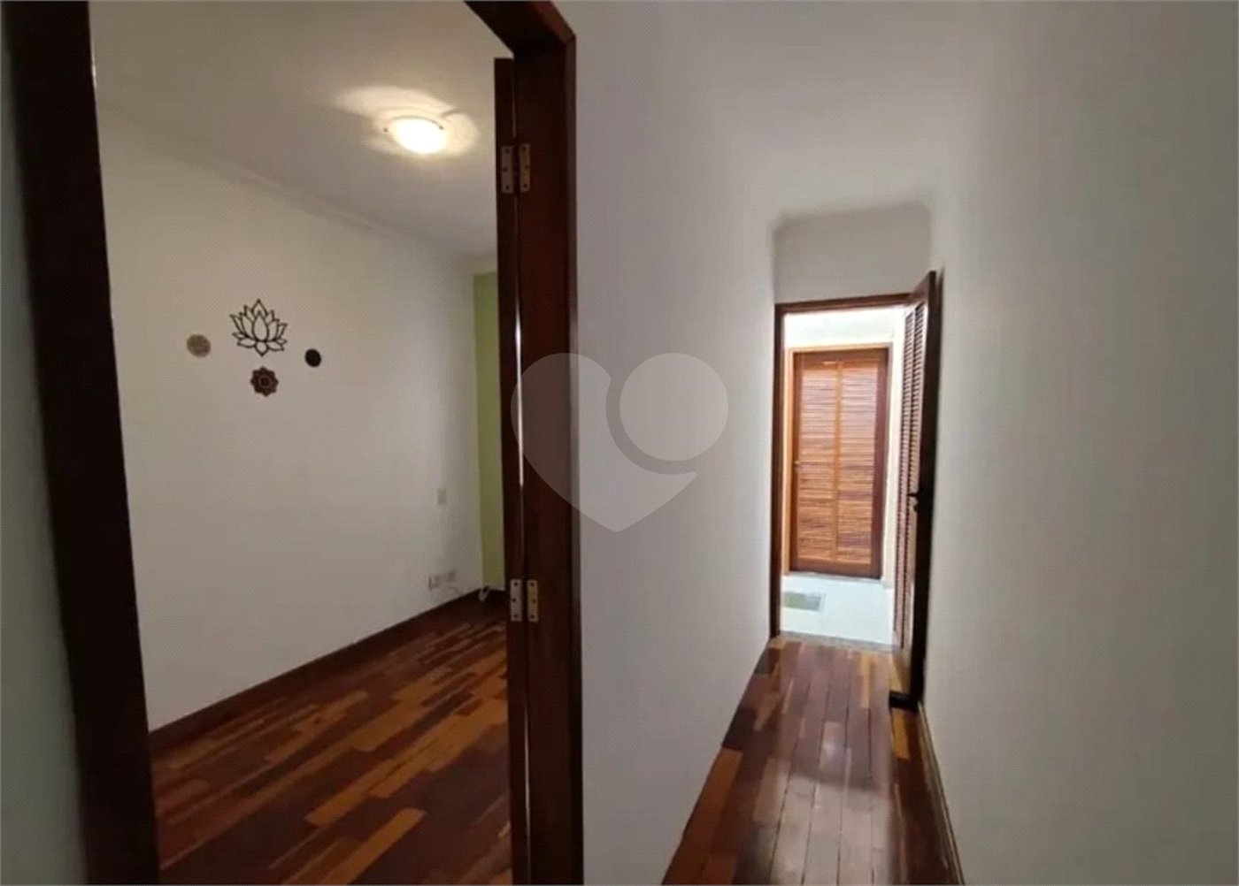 Sobrado à venda com 3 quartos, sendo 1 suíte, em Jardim Ester, São Paulo, SP