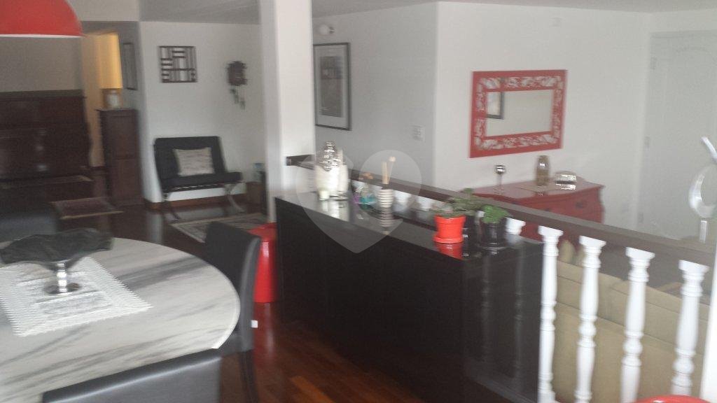 Casa à venda com 3 suítes em Jardim Franca, São Paulo, SP