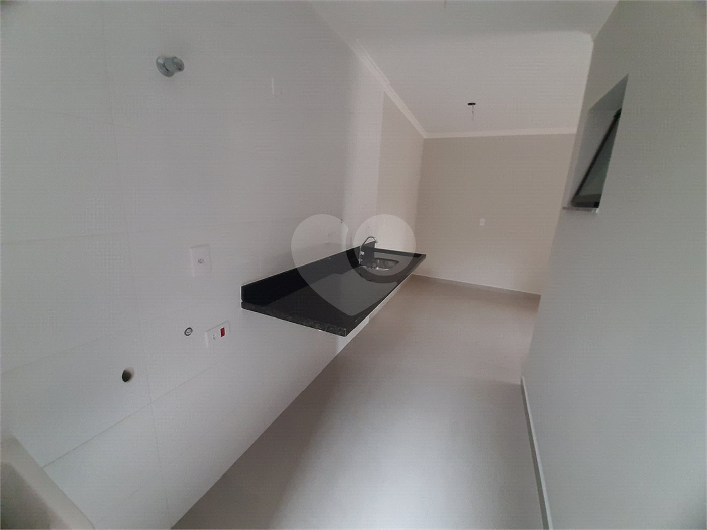 Apartamento VENDA Vila Nivi, com 44 m², 2 quartos, sala, cozinha, quintal e vaga de garagem