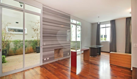 Casa à venda com 3 suítes no condomínio Brooklin Hills, São Paulo - SP