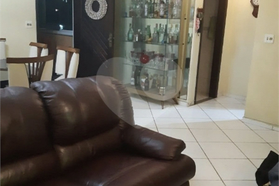 Sobrado à venda com 2 quartos, sendo 1 suíte, em Horto, São Paulo, SP
