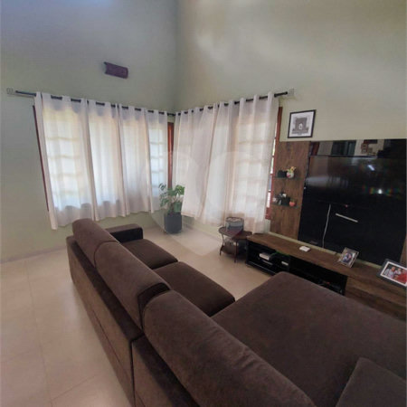 Casa à venda com 4 quartos, sendo 2 suítes, no condomínio Eco Clube Vivendas do Lago, Sorocaba - SP
