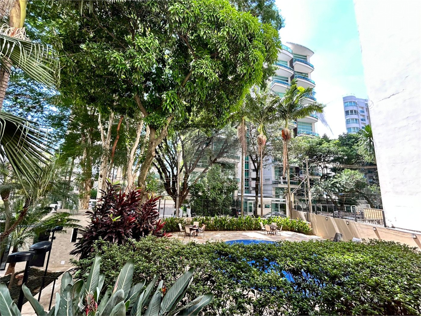 Apartamento à venda ou para alugar com 2 quartos, sendo 1 suíte, em Perdizes, São Paulo, SP