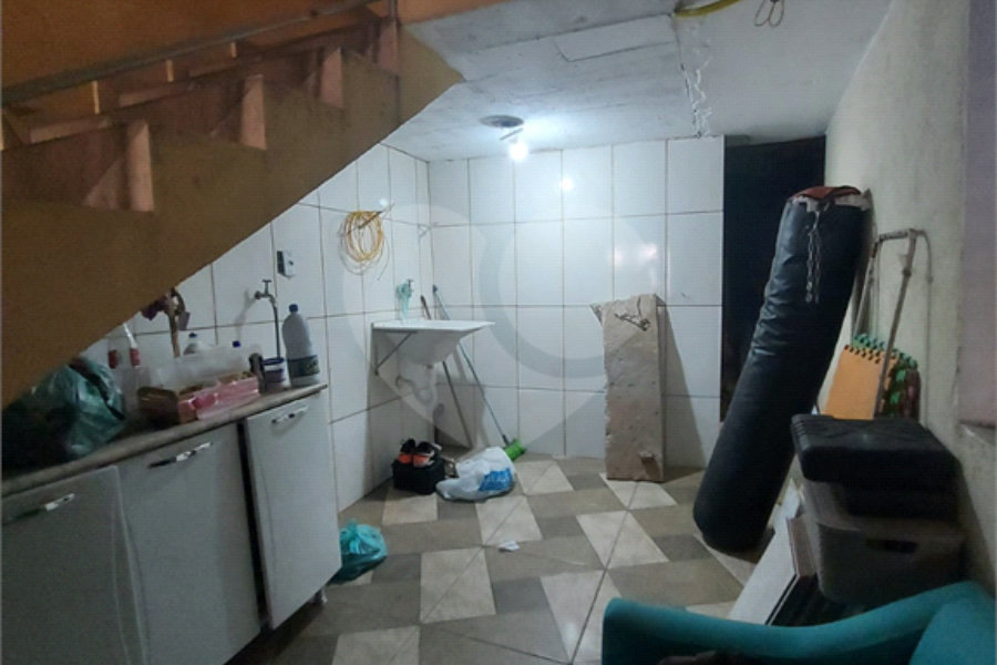Sobrado à venda com 8 quartos no Brasilândia, São Paulo, SP