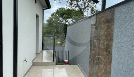 Casa à venda com 3 quartos, sendo 1 suíte,  em Jardim Estância Brasil, Atibaia, SP