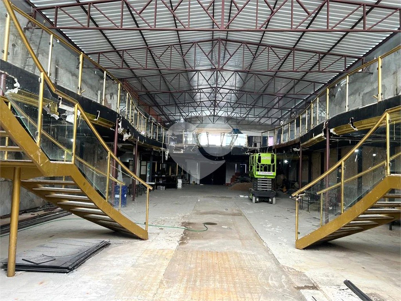 Salão à venda ou para alugar em Vila Azevedo, São Paulo, SP