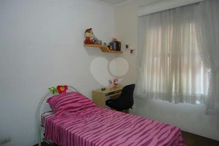 Sobrado à venda com 3 quartos, sendo 1 suíte,  em Jardim Franca, São Paulo, SP