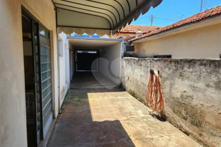 Sobrado à venda com 3 quartos, sendo 1 suíte, em Jardim Floridiana (vila Xavier), Araraquara, SP